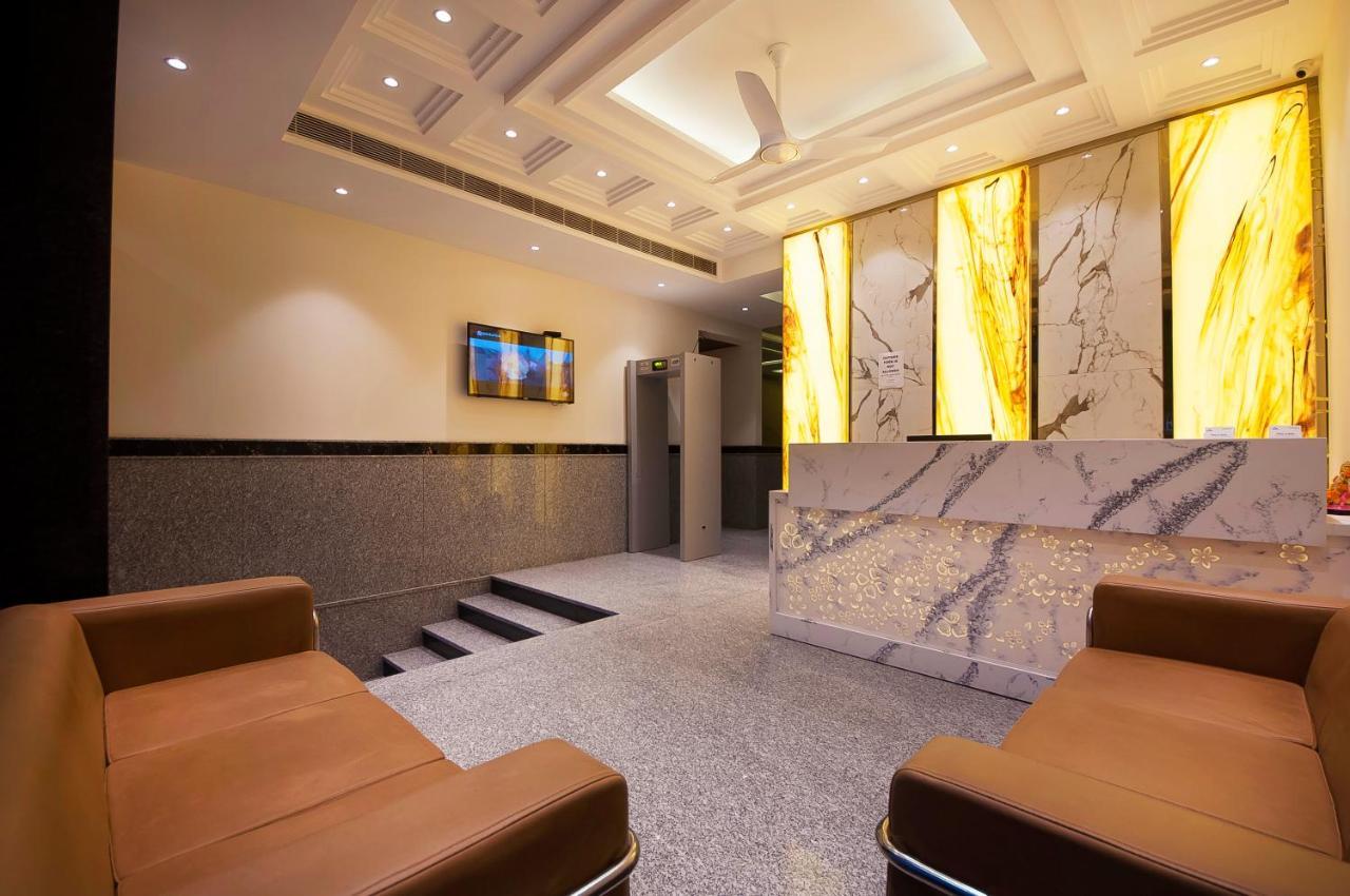 Hotel Z Suite-Near Delhi Airport Ню Делхи Екстериор снимка